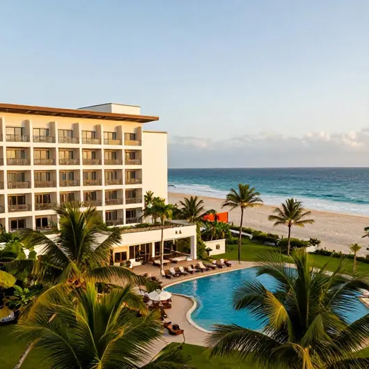 Descubra o La Su&iacute;te Praia Hotel